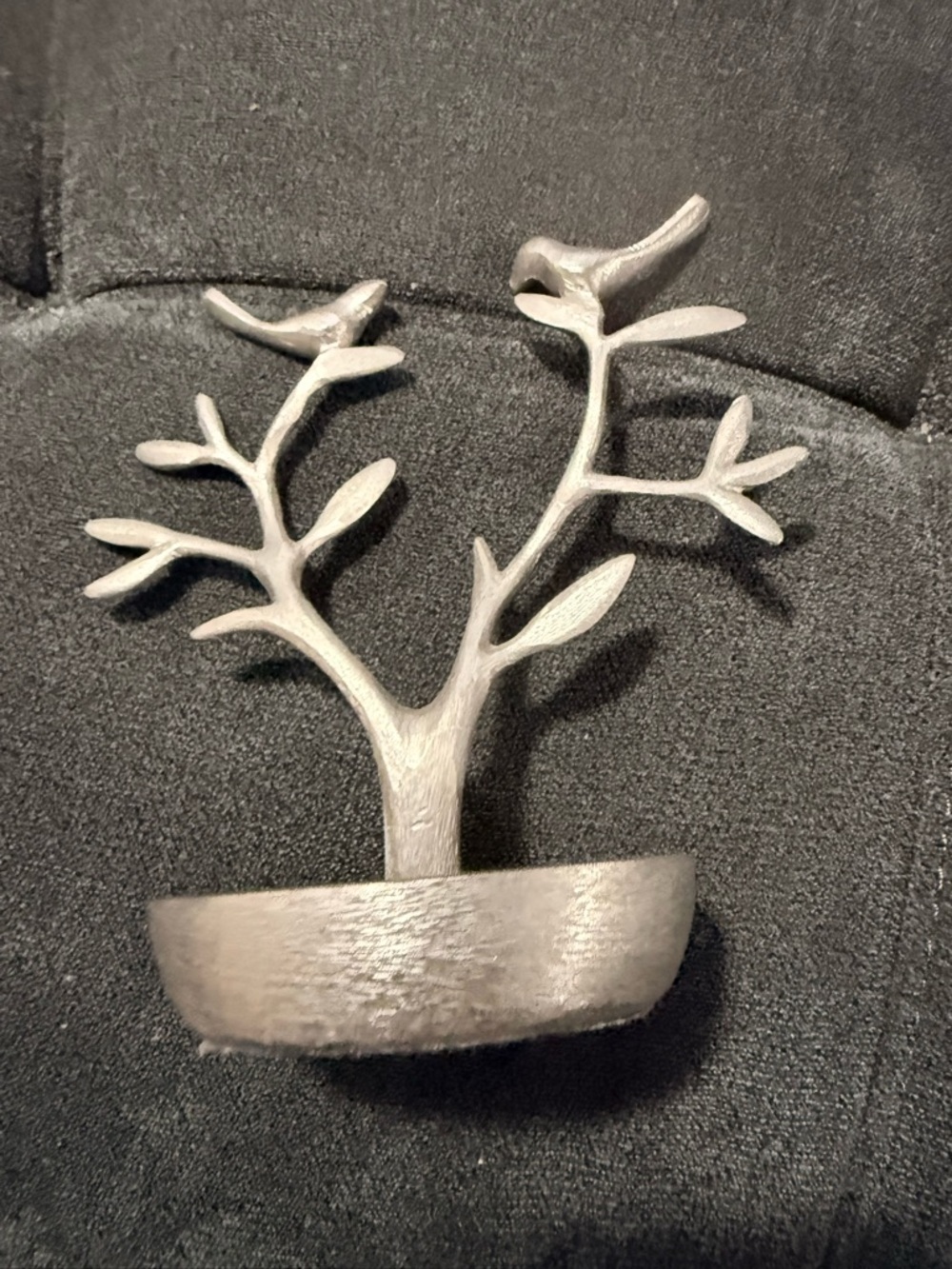 Sculpted Catchall bird metal ring holder- Brand:Red envelope